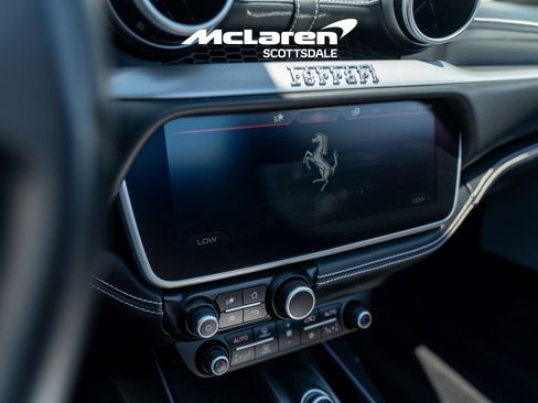 Used 2019 Ferrari Portofino image 28