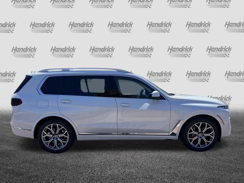 Certified 2024 BMW X7 xDrive40i w/ Premium Package image 11
