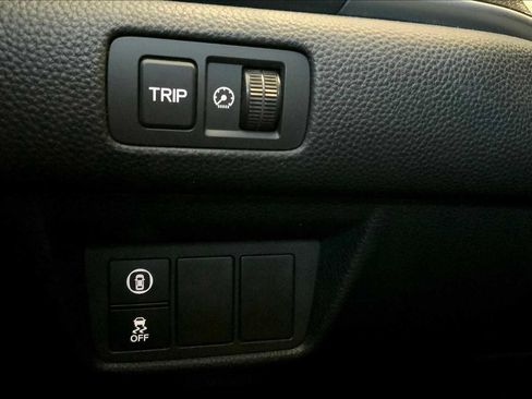 Used 2018 Honda Accord Sport image 31