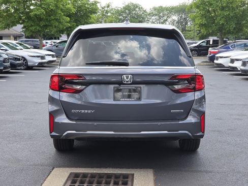 New 2026 Honda Odyssey Touring image 21