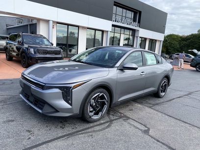 New 2025 Kia K4 EX