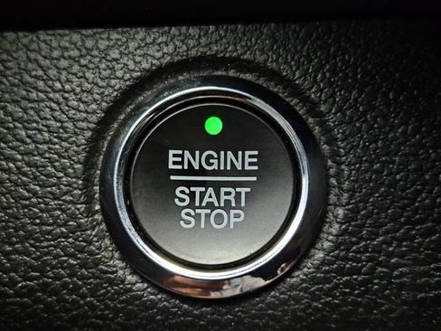 Used 2021 Ford Expedition XLT AWD/4WD image 21