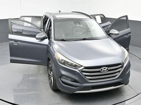Used 2017 Hyundai Tucson Limited w/ Limited Ultimate Package 03 image 38