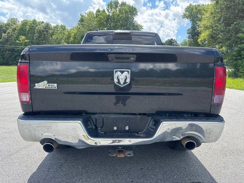 Used 2017 RAM 1500 Big Horn RWD image 4