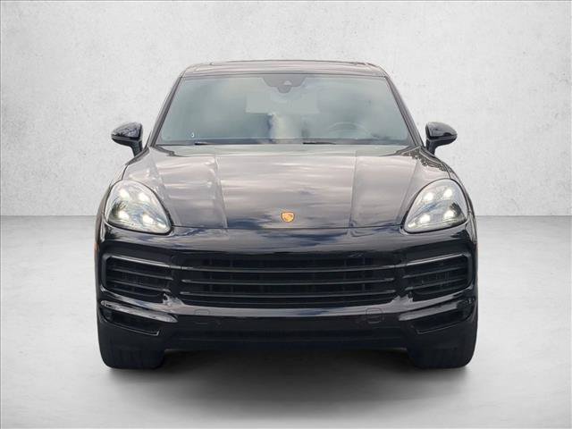 Used 2021 Porsche Cayenne AWD/4WD image 2