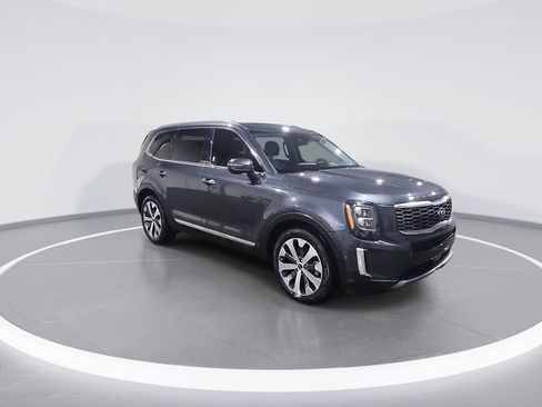 Used 2021 Kia Telluride EX w/ EX Premium Package image 2