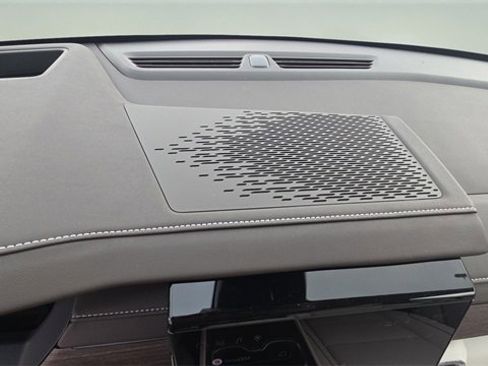 New 2026 GMC Acadia Denali w/ Super Cruise Package image 9