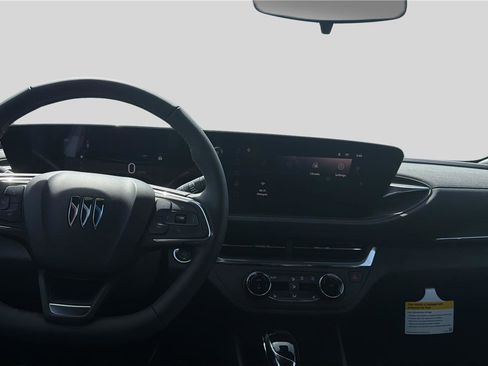 New 2026 Buick Envista Preferred FWD image 9