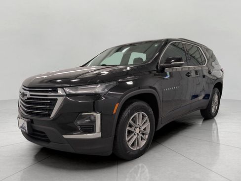 Used 2023 Chevrolet Traverse LT AWD/4WD image 13