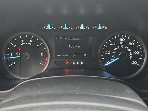 Used 2020 Ford F150 XLT w/ Equipment Group 302A Luxury AWD/4WD image 15