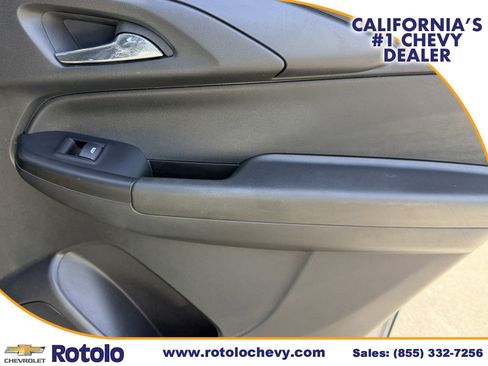 Used 2022 Chevrolet TrailBlazer LT w/ Confidence II Package FWD image 11