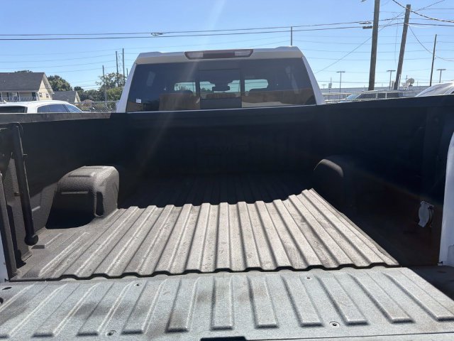 Used 2022 GMC Sierra 1500 SLT w/ SLT Premium Plus Package AWD/4WD image 10