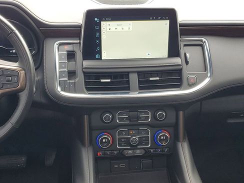 Used 2023 Chevrolet Suburban High Country image 31