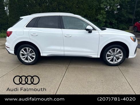Used 2022 Audi Q3 2.0T Premium w/ Convenience Package AWD/4WD image 4