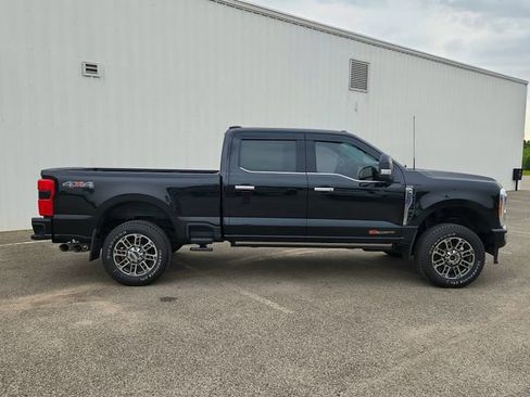 Used 2023 Ford F250 Limited AWD/4WD image 8