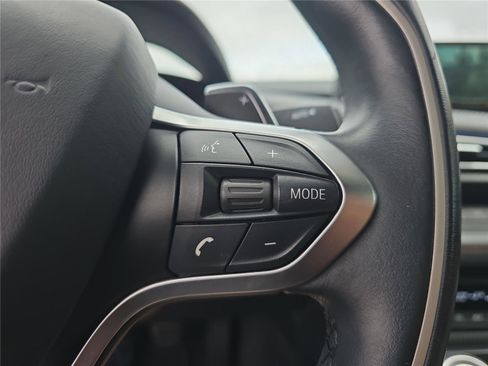 Used 2019 BMW i8 Coupe image 19