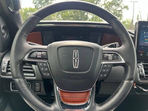 Used 2023 Lincoln Navigator L Reserve AWD/4WD image 26