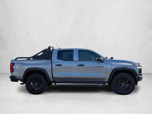 Used 2025 Chevrolet Colorado Trail Boss w/ Midnight Edition image 4