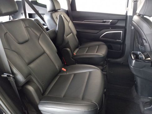 Certified 2025 Kia Telluride S AWD/4WD image 17