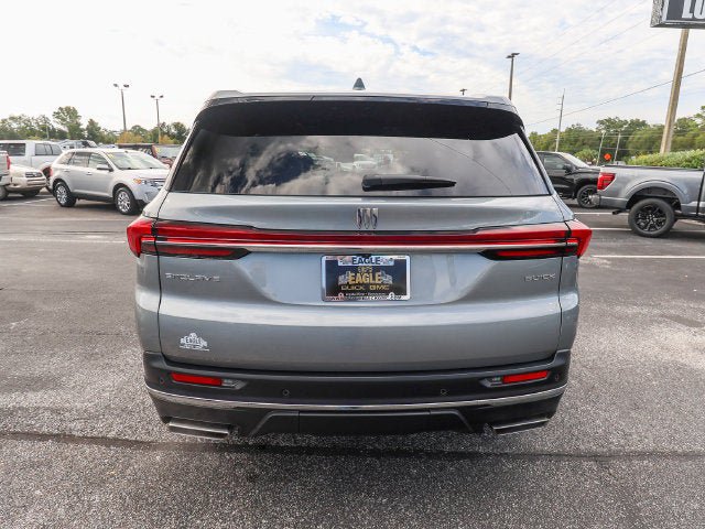 Used 2026 Buick Enclave Preferred FWD image 8