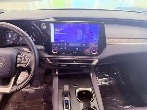 Used 2023 Lexus RX 350 Premium Plus w/ Cold Area Package FWD image 26