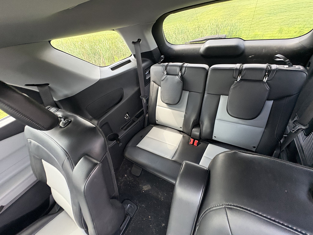 Used 2022 Ford Explorer XLT w/ Equipment Group 202A AWD/4WD image 22