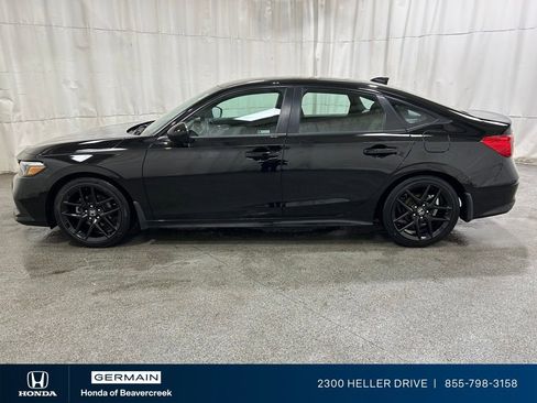 Used 2023 Honda Civic Sport image 5