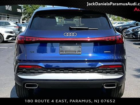 Used 2025 Audi Q5 Premium AWD/4WD image 4