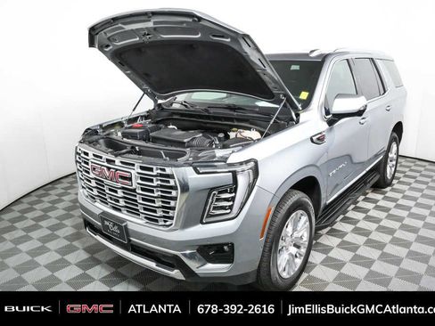 Used 2025 GMC Yukon Denali AWD/4WD image 31