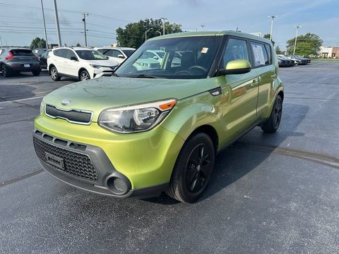 Used 2014 Kia Soul FWD image 3