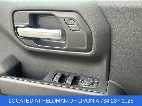Certified 2020 Chevrolet Silverado 1500 Custom w/ Custom Value Package AWD/4WD image 21