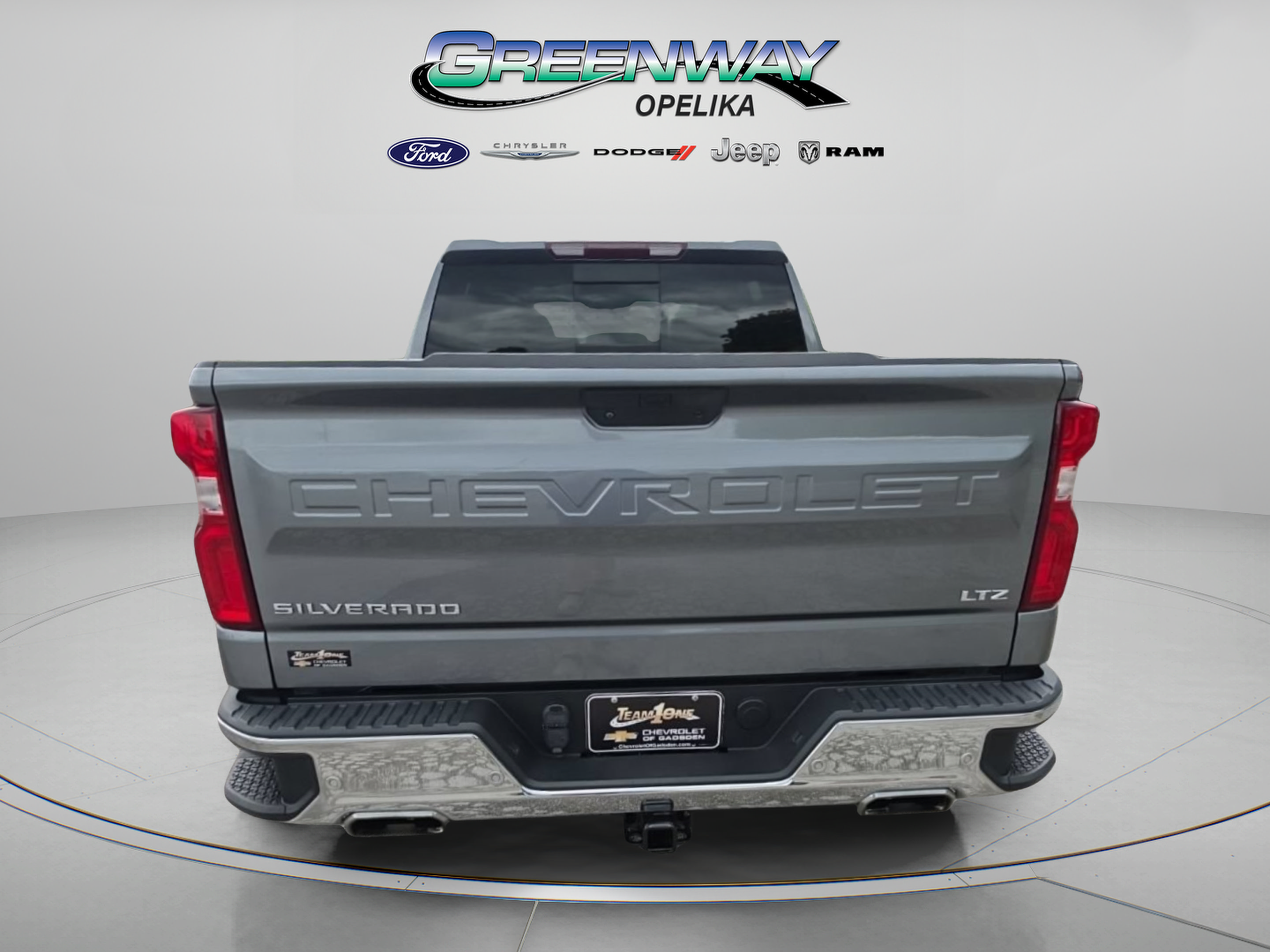 Used 2021 Chevrolet Silverado 1500 LTZ AWD/4WD image 4