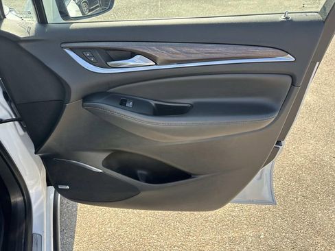 Used 2023 Buick Enclave Avenir w/ Avenir Technology Package FWD image 14