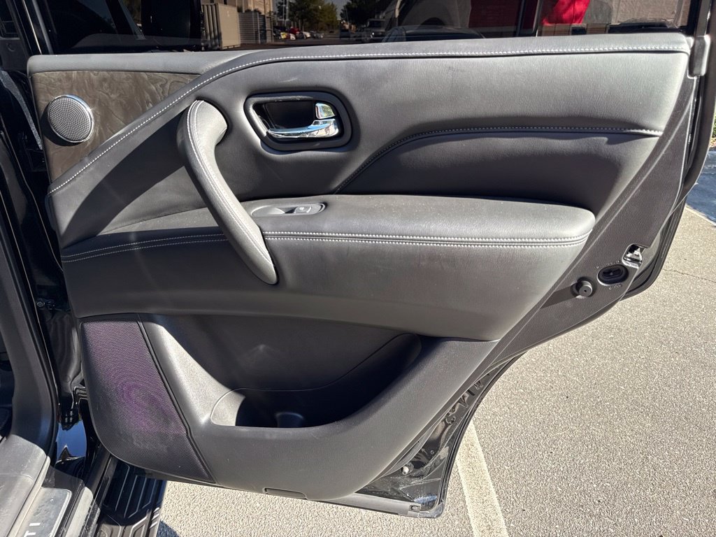 Used 2023 INFINITI QX80 Luxe w/ Cargo Package AWD/4WD image 34