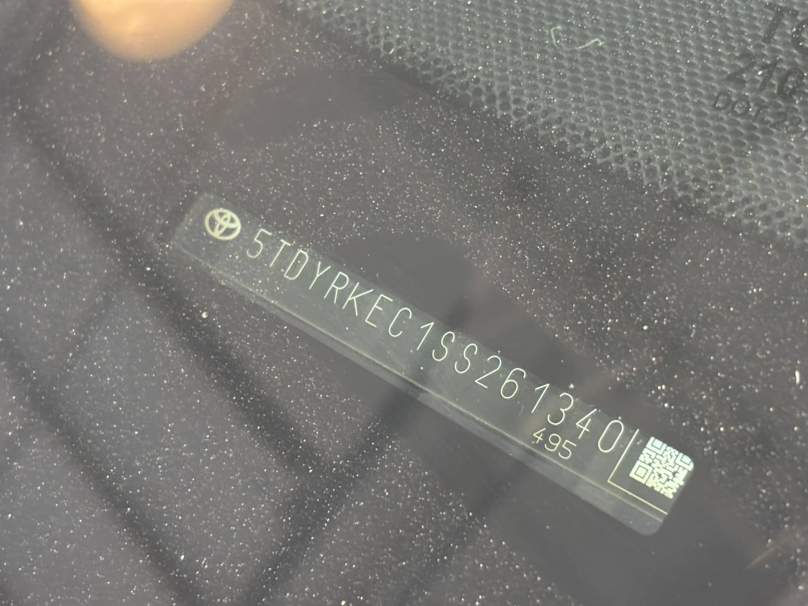 Used 2025 Toyota Sienna XLE FWD image 31