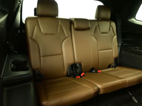 Used 2022 Kia Telluride SX w/ SX Prestige Package image 18