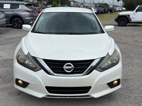 Used 2018 Nissan Altima 2.5 SR FWD image 7