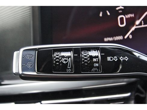 Used 2025 Cadillac Escalade Sport w/ LPO, Floor Liner Package RWD image 18