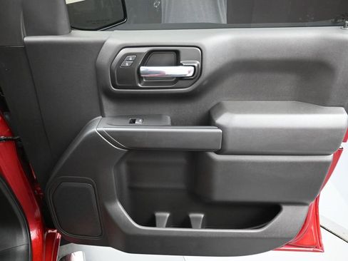 Used 2022 Chevrolet Silverado 1500 Custom w/ Safety Confidence Package image 33