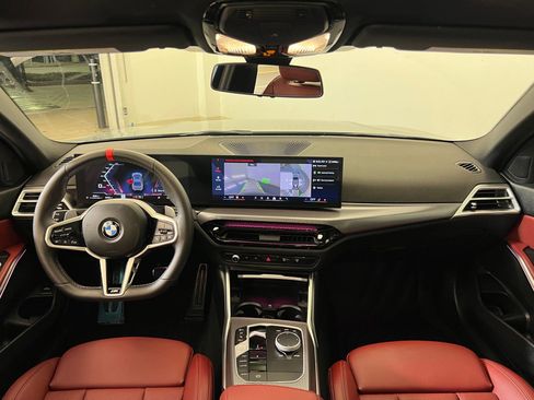 Used 2025 BMW M340i w/ Parking Assistance Package image 16