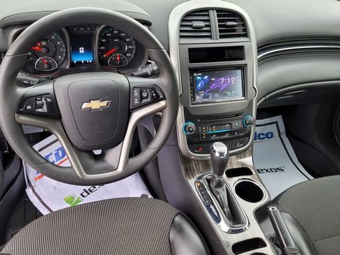 Used 2015 Chevrolet Malibu LT FWD image 23