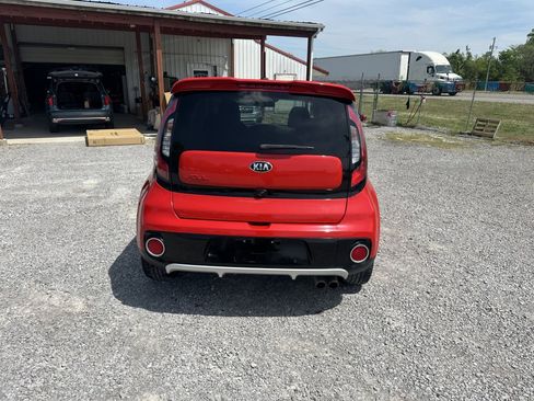 Used 2018 Kia Soul ! image 6