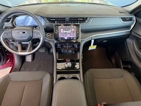 New 2026 Jeep Grand Cherokee Laredo X image 23