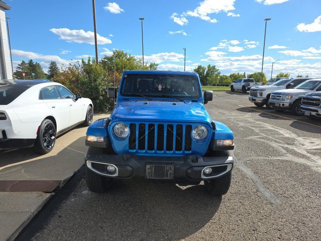 Used 2021 Jeep Gladiator Sport AWD/4WD image 2
