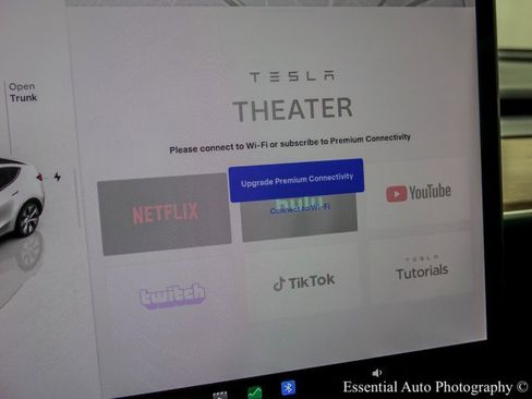 Used 2023 Tesla Model Y Long Range image 23