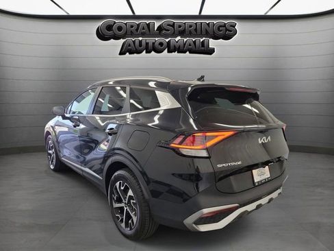Used 2023 Kia Sportage EX AWD/4WD image 4