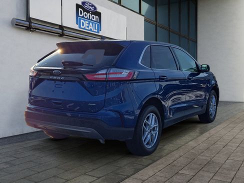 Used 2024 Ford Edge SEL w/ Convenience Package image 3