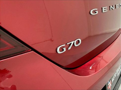 Used 2022 Genesis G70 2.0T RWD image 31