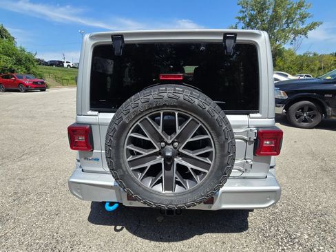 Used 2024 Jeep Wrangler High Altitude AWD/4WD image 6