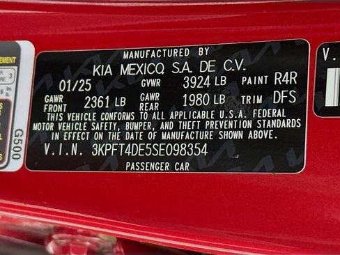 Used 2025 Kia K4 LXS image 12